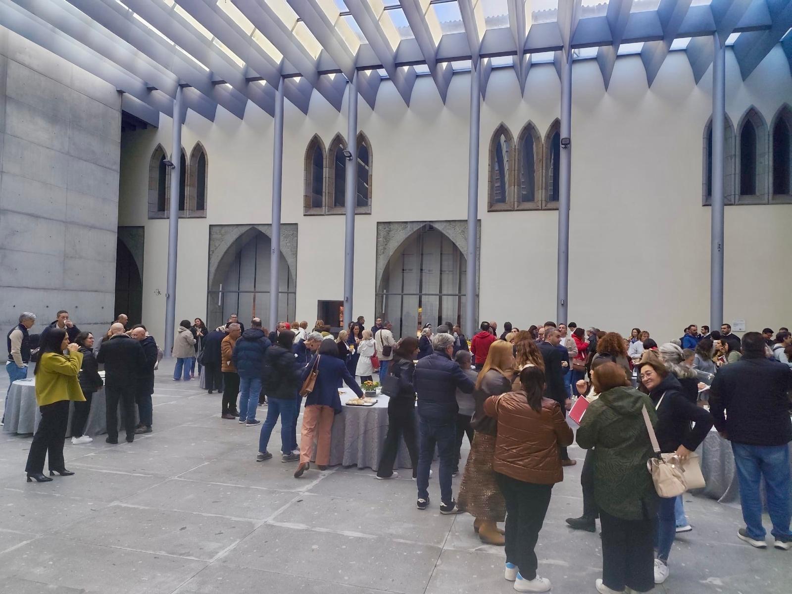 Claustro - Coffee Break/Almoço